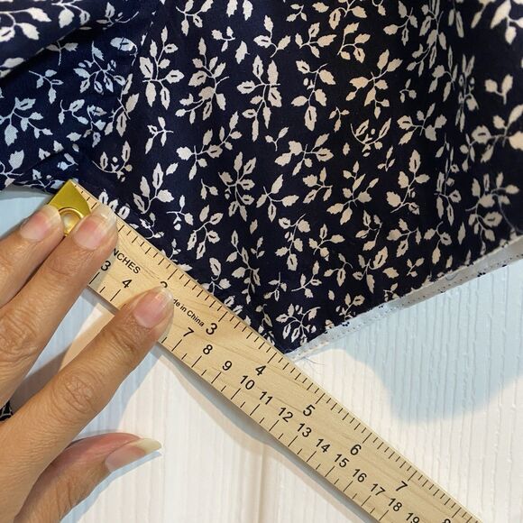 Mens Shirt XL Urban Modern Floral Office-Evening Effortless Style Weekend Ready - Picture 8 of 10